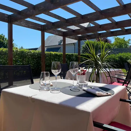 Logis Hotel Restaurant Spa Le Tosny Épaignes Esterno foto